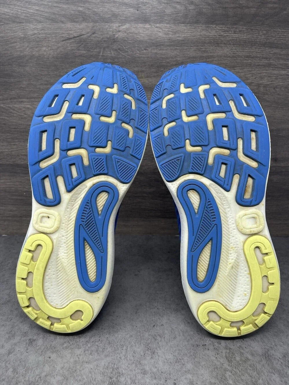 Brooks Adrenaline GTS 24 Mens Size 9.5 Blue Yellow GuideRails Running Shoes